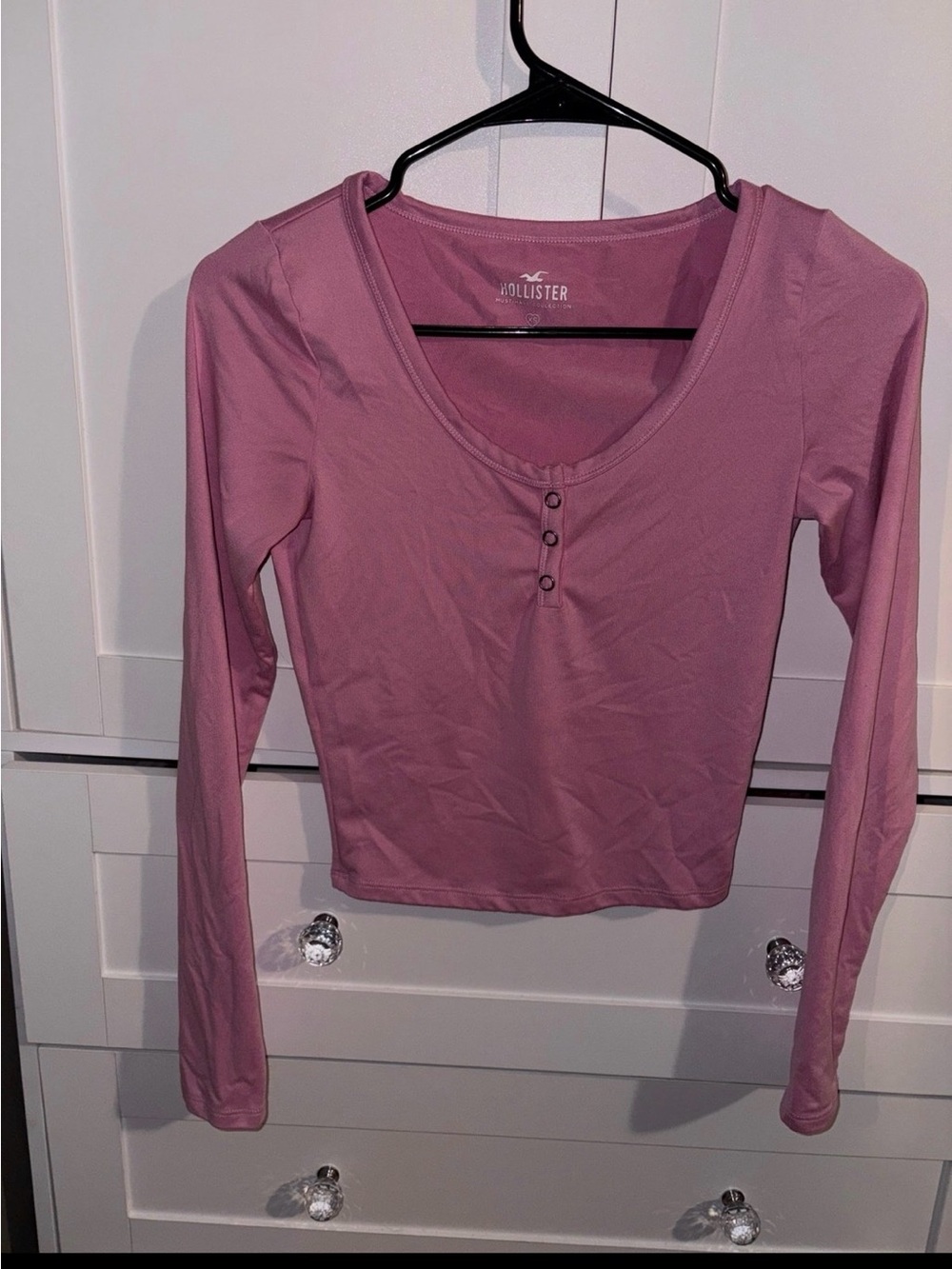 Hollister Long Sleeve Henley Crop Top - Mauve Pink